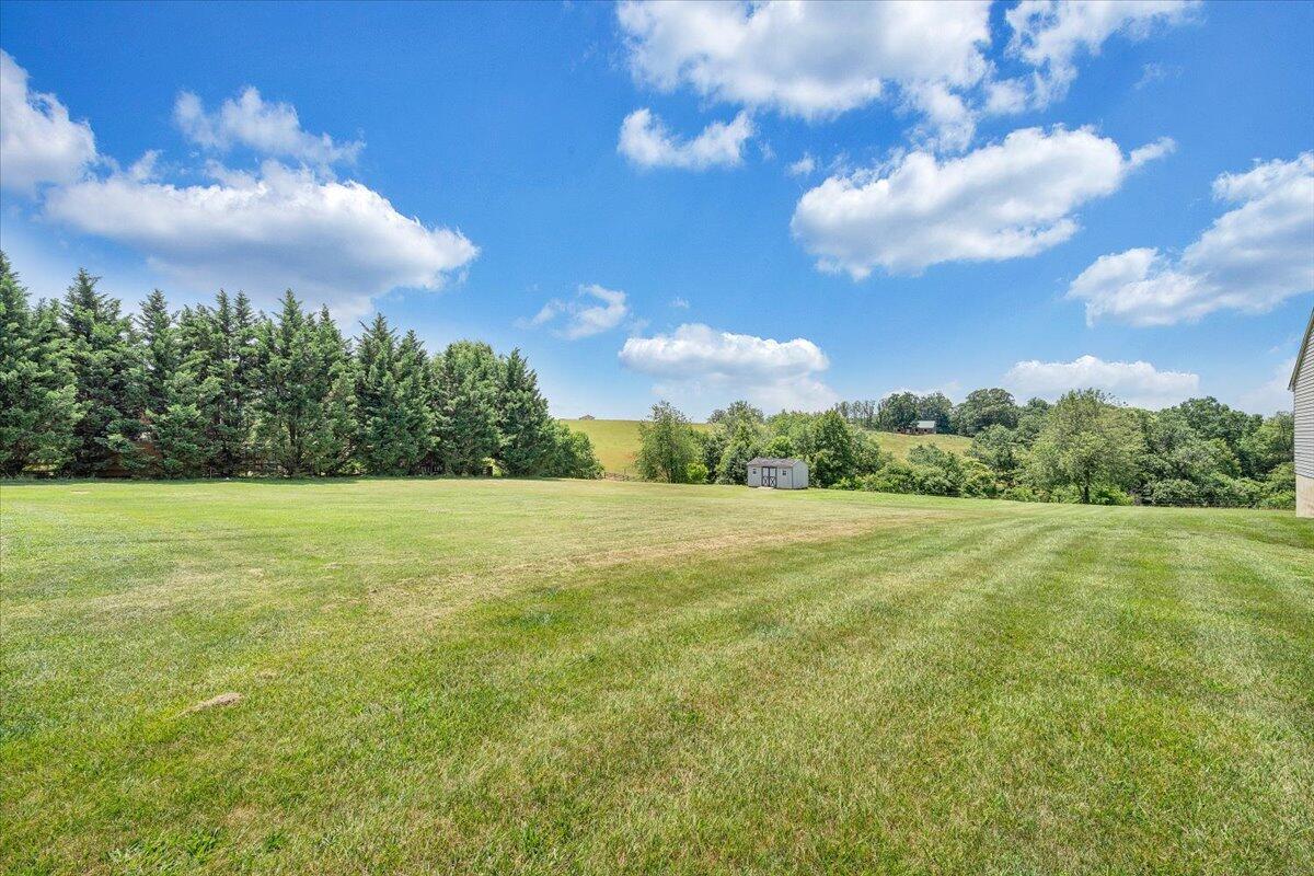 2265 Meadors Spur Road Moneta, VA 24121 - Photo 55 of 99 55-MIB05126