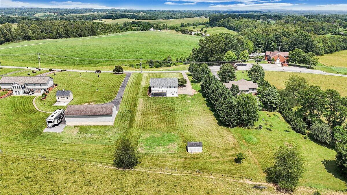 2265 Meadors Spur Road Moneta, VA 24121 - Photo 68 of 99 67-DJI_20250610143258_0007_D