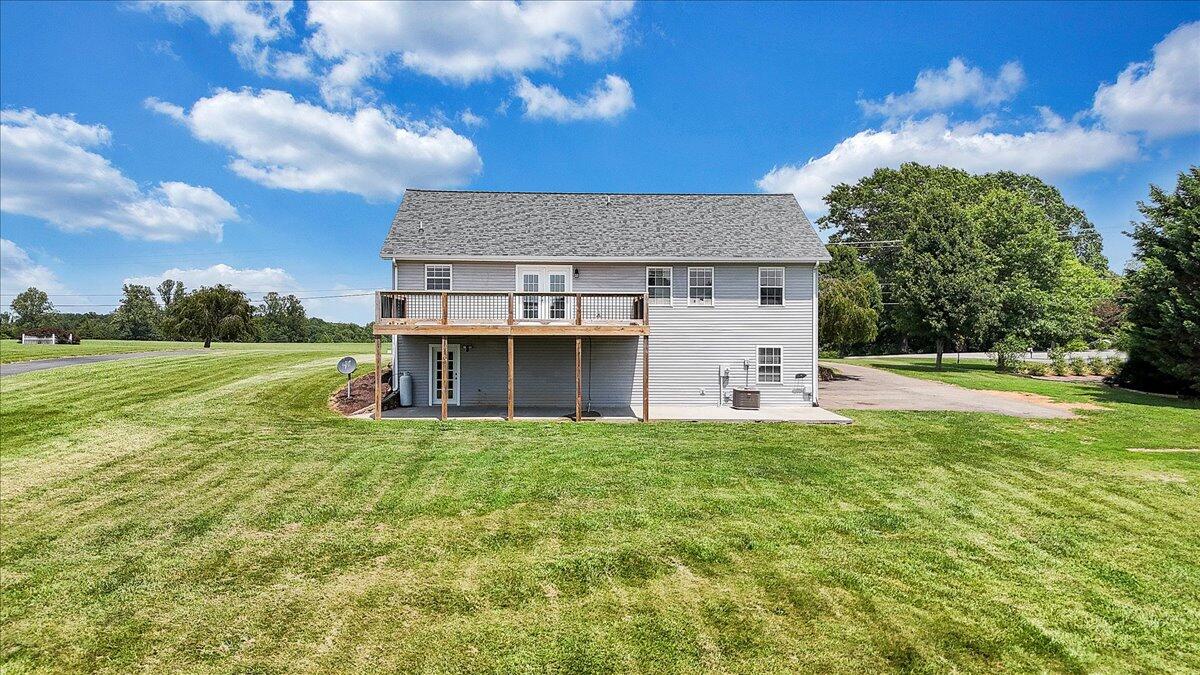 2265 Meadors Spur Road Moneta, VA 24121 - Photo 80 of 99 78-DJI_20250610143742_0018_D