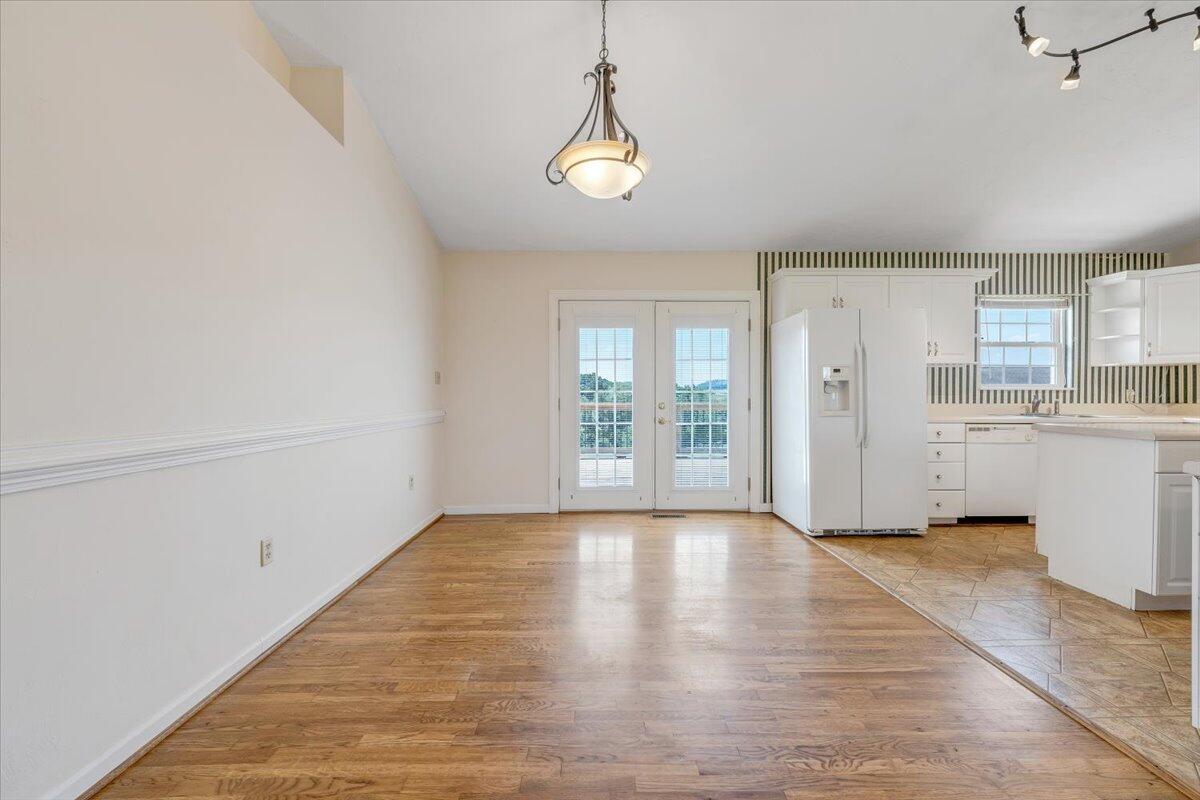 2265 Meadors Spur Road Moneta, VA 24121 - Photo 8 of 99 08-MIB05168