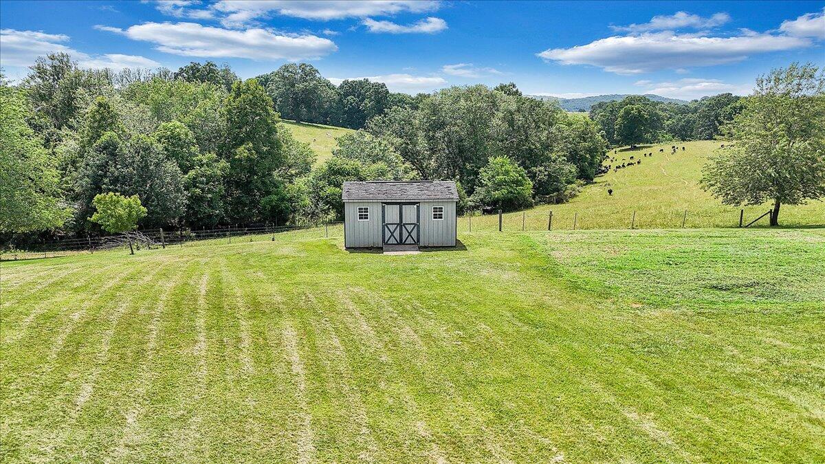 2265 Meadors Spur Road Moneta, VA 24121 - Photo 84 of 99 81-DJI_20250610143833_0021_D