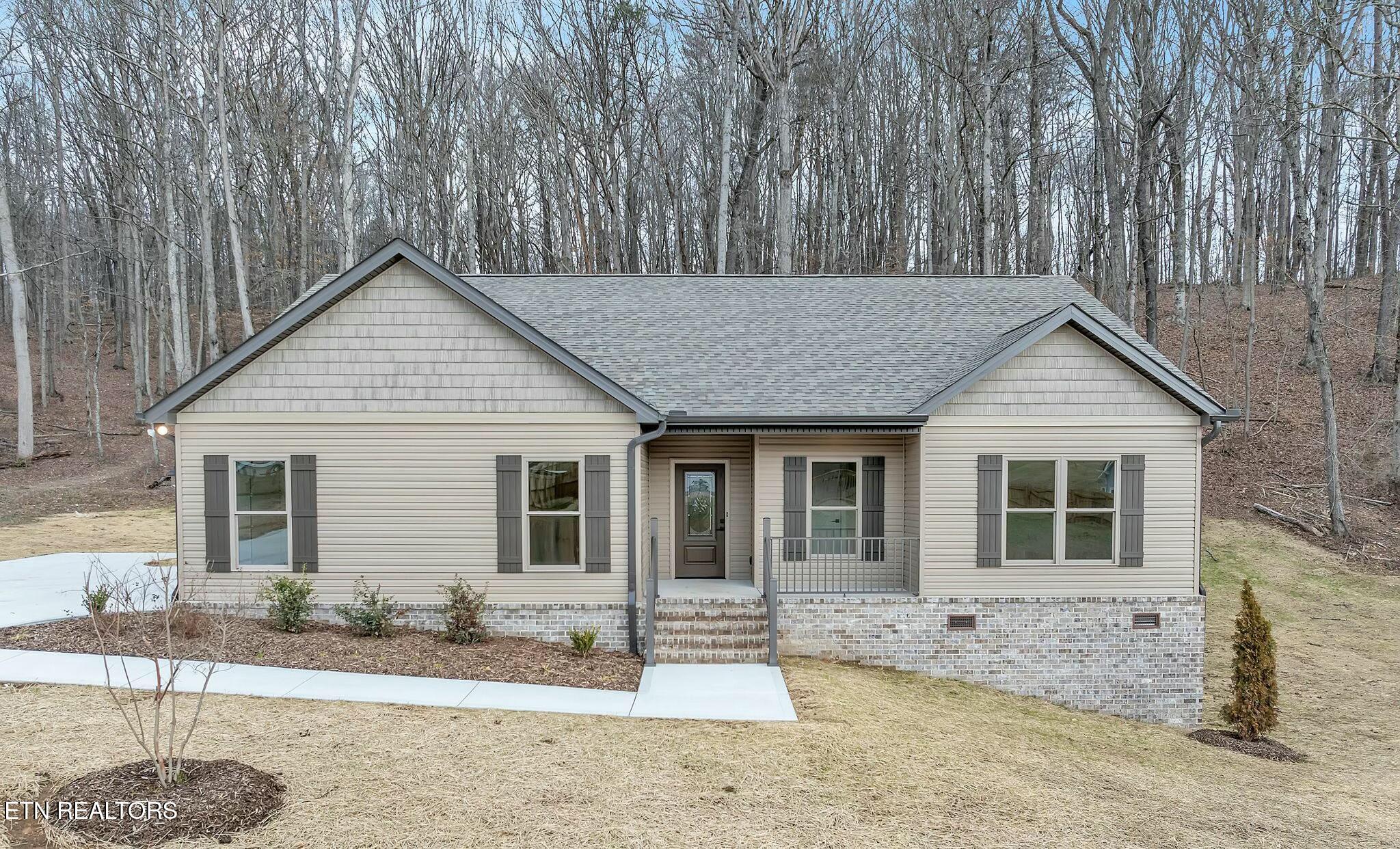 770 Hillvale Road Andersonville, TN 37705 - Photo 1 of 32 tempImage2Qm9bT