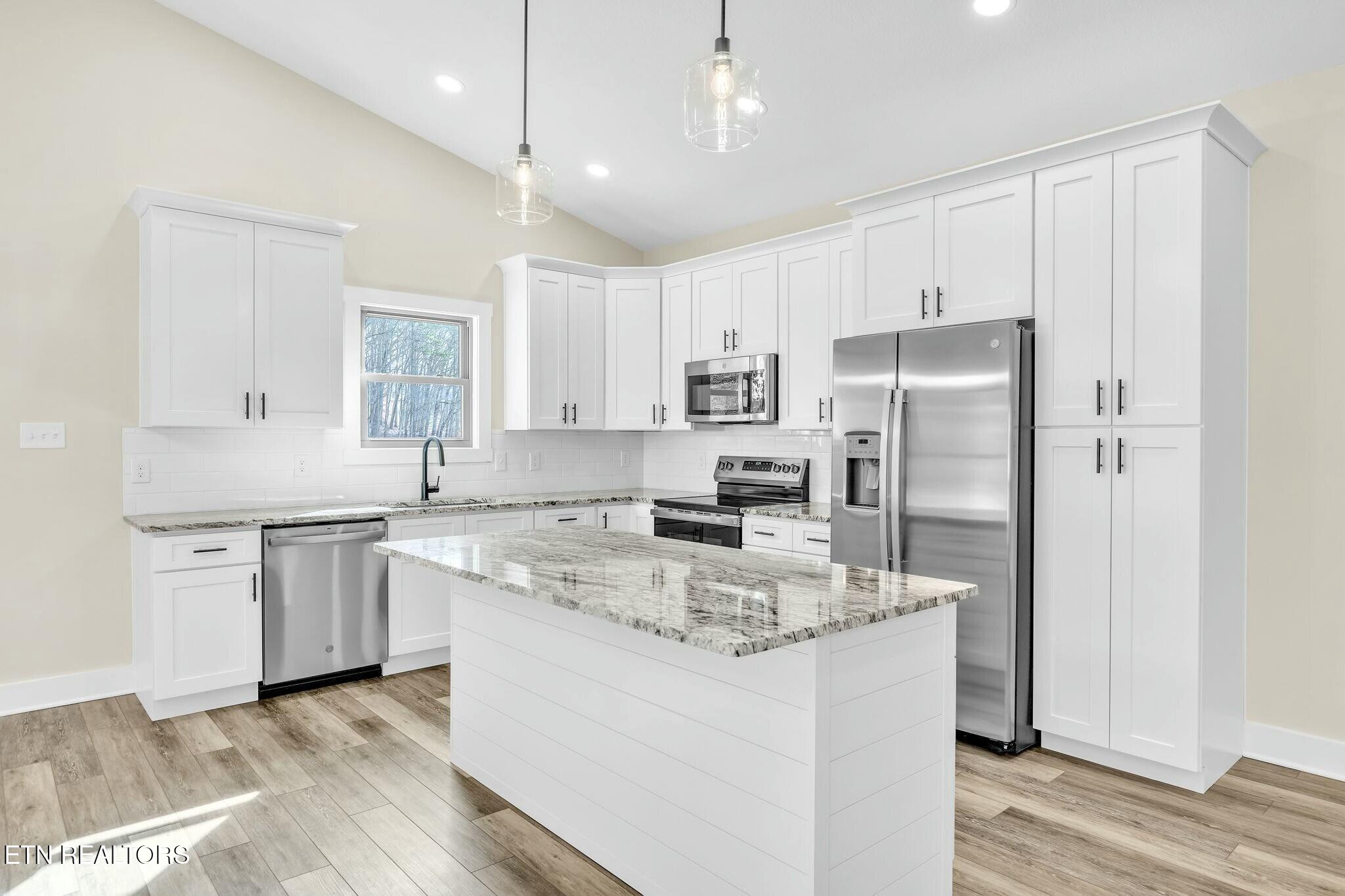 770 Hillvale Road Andersonville, TN 37705 - Photo 12 of 32 tempImageOKK2Yl