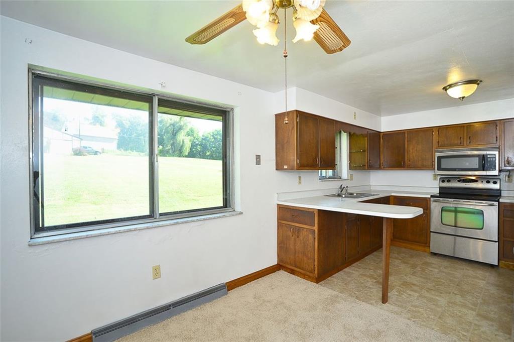 108 Southview Road Southview, PA 15361 - Photo 7 of 16 Gallery Image 7