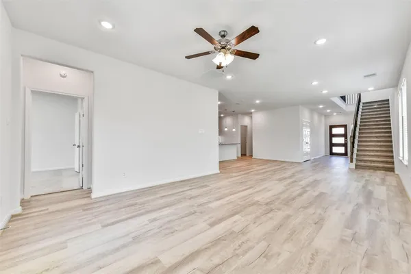 $2,800 | 4211 Sternside Lane, Houston, TX 77053