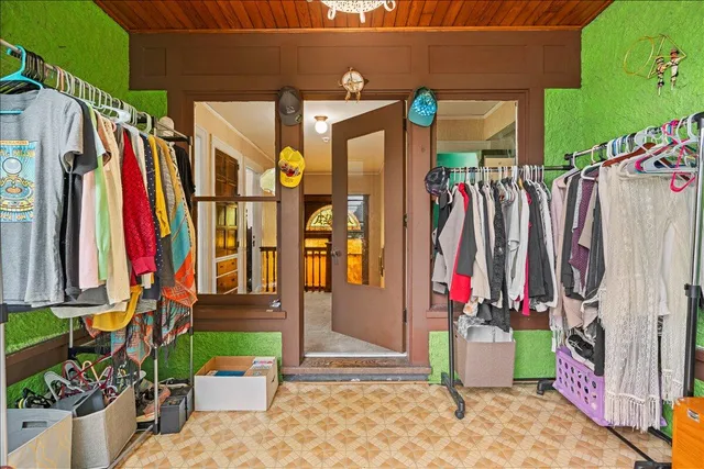 $334,900 | 703 St Clair Avenue, Sheboygan, WI 53081