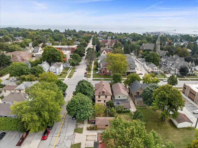 $334,900 | 703 St Clair Avenue, Sheboygan, WI 53081