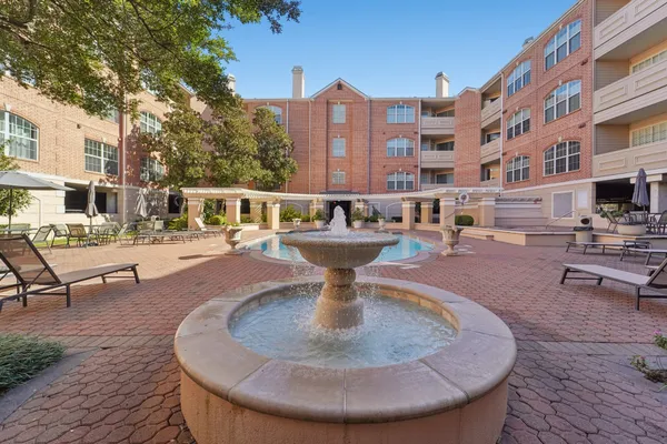$289,900 | 2111 Welch Street, Unit A318, Houston, TX 77019