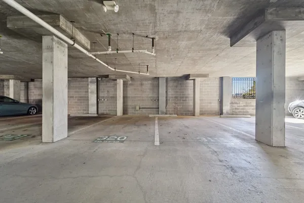 $289,900 | 2111 Welch Street, Unit A318, Houston, TX 77019