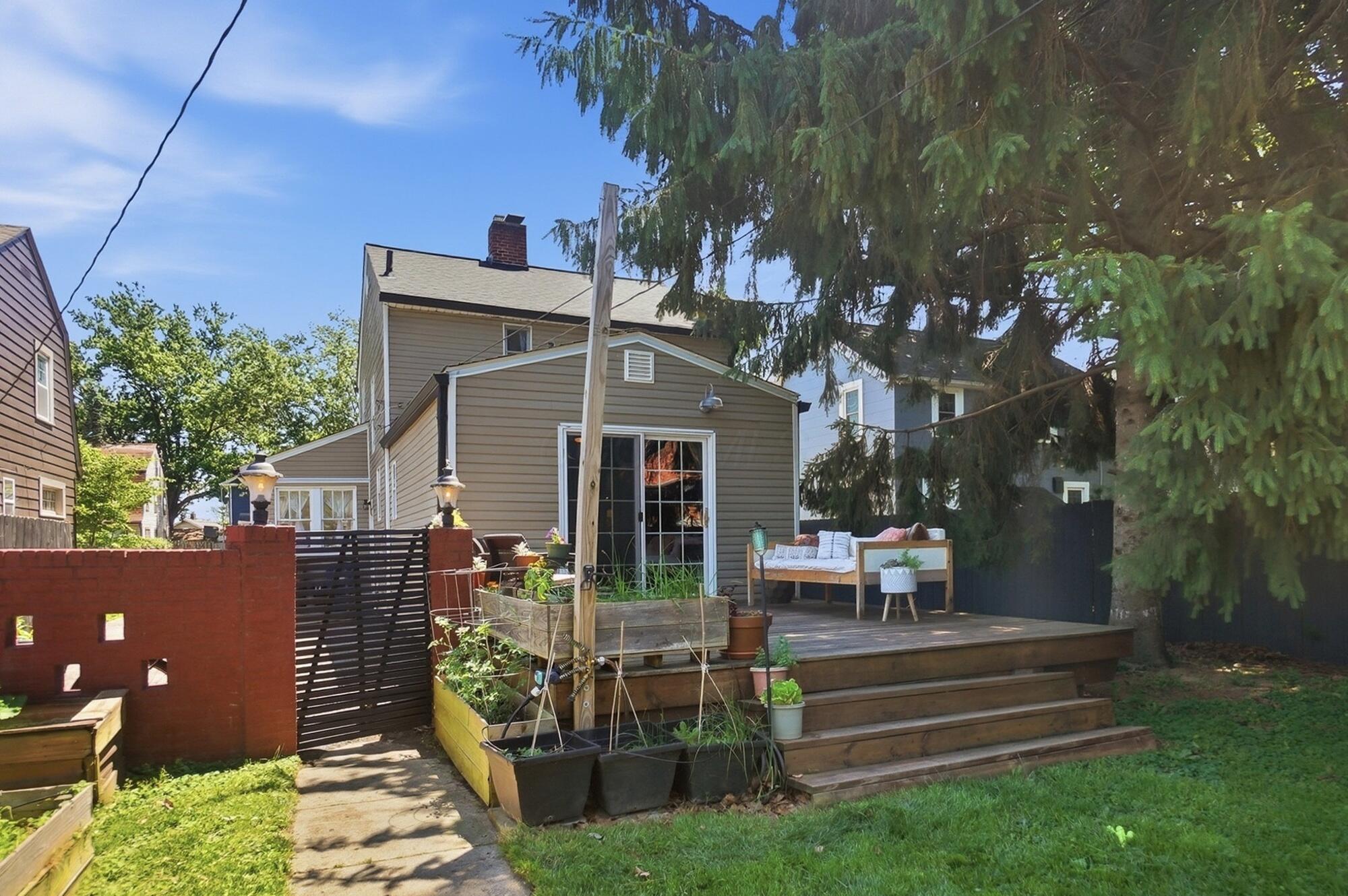 587 Wiltshire Road Columbus, OH 43204 - Photo 36 of 73
