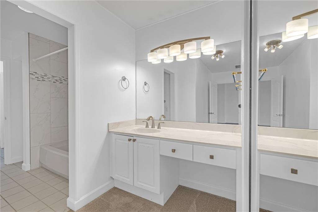 3475 Oak Valley Road Northeast, Unit 650 Atlanta, GA 30326 - Photo 10 of 27