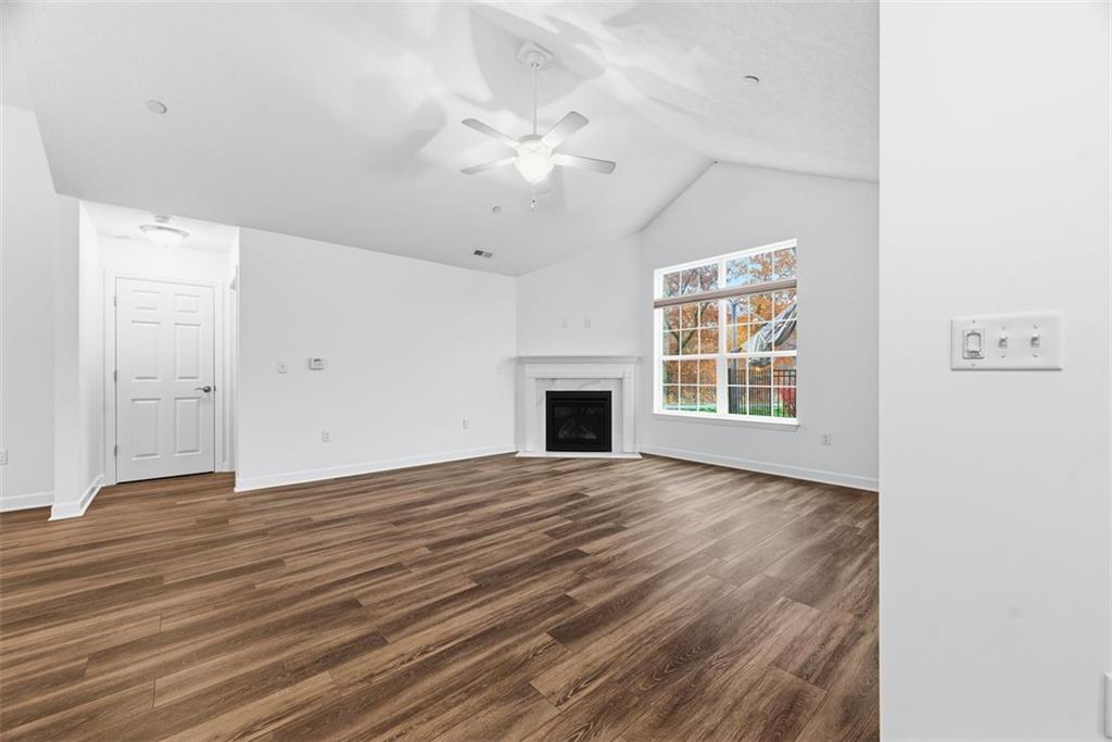400 Spring Valley Drive Zelienople, PA 16063 - Photo 4 of 40