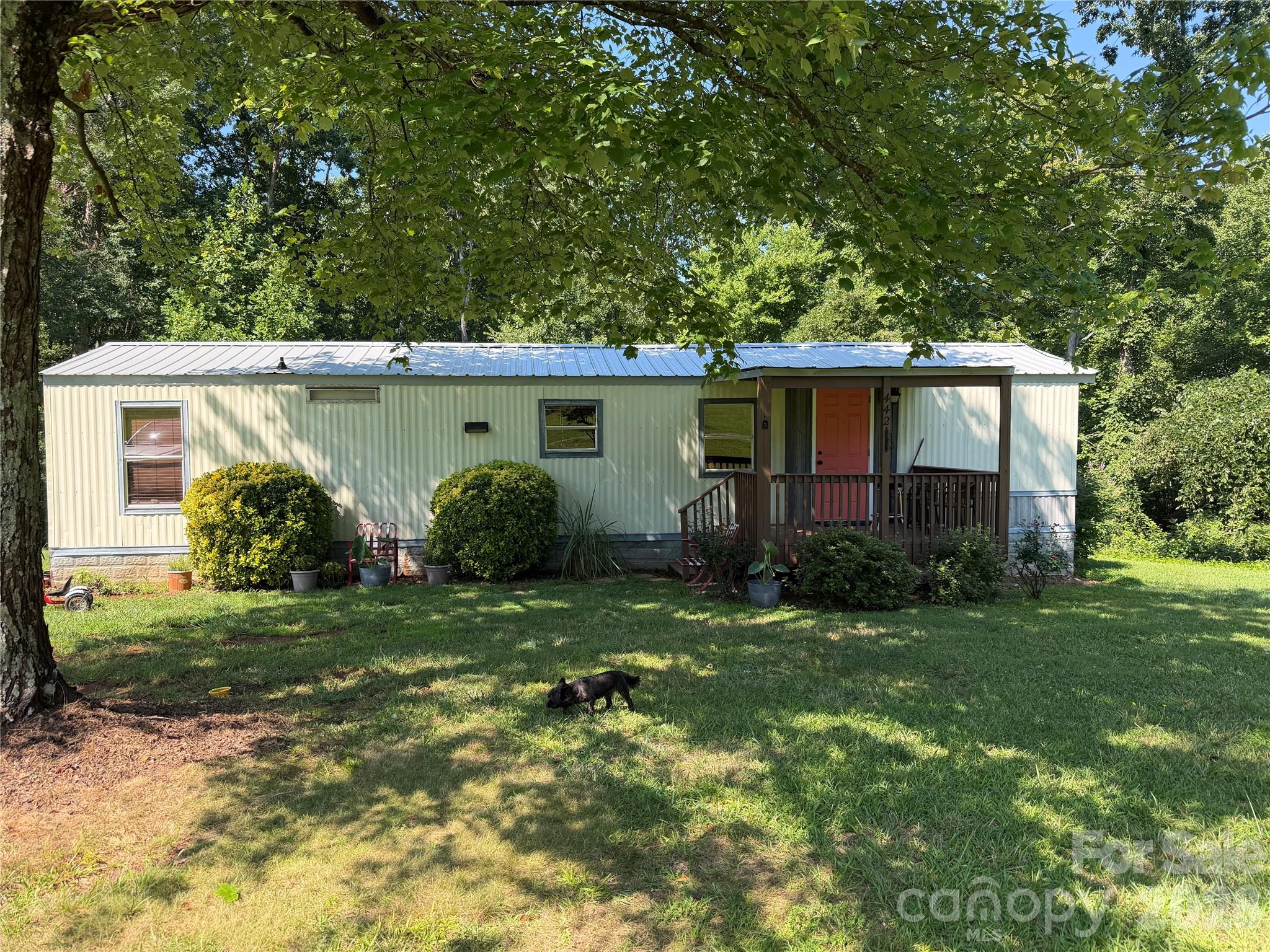 442 Gibbons Road Blacksburg, SC 29702 - Photo 8 of 12
