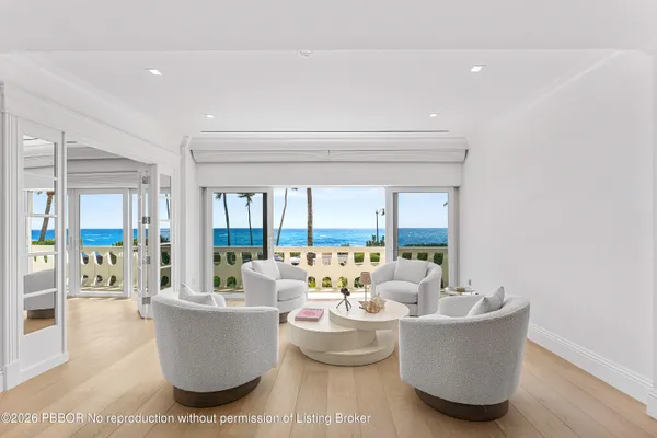$8,590,000 | 300 South Ocean Boulevard, Unit 2D, Palm Beach, FL 33480