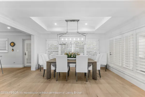 $8,590,000 | 300 South Ocean Boulevard, Unit 2D, Palm Beach, FL 33480