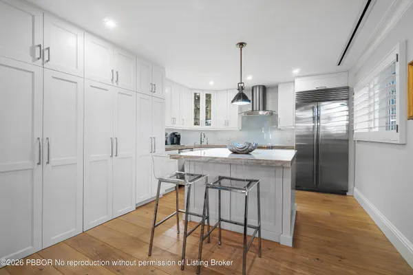 $8,590,000 | 300 South Ocean Boulevard, Unit 2D, Palm Beach, FL 33480