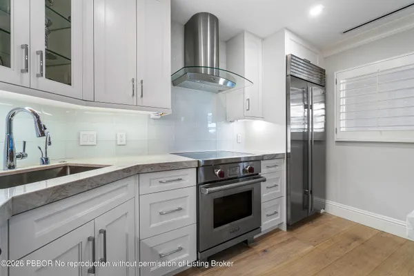 $8,590,000 | 300 South Ocean Boulevard, Unit 2D, Palm Beach, FL 33480