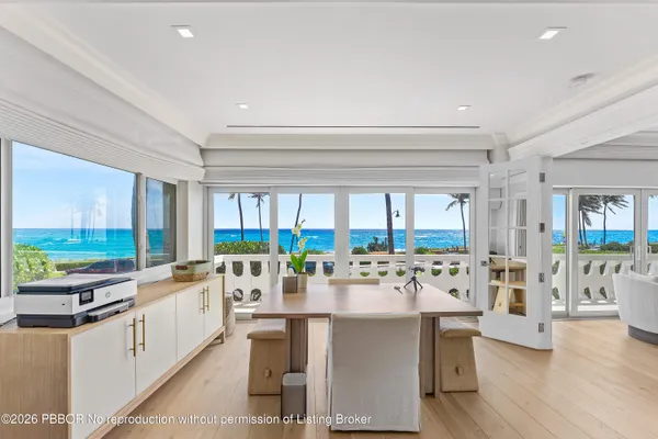 $8,590,000 | 300 South Ocean Boulevard, Unit 2D, Palm Beach, FL 33480