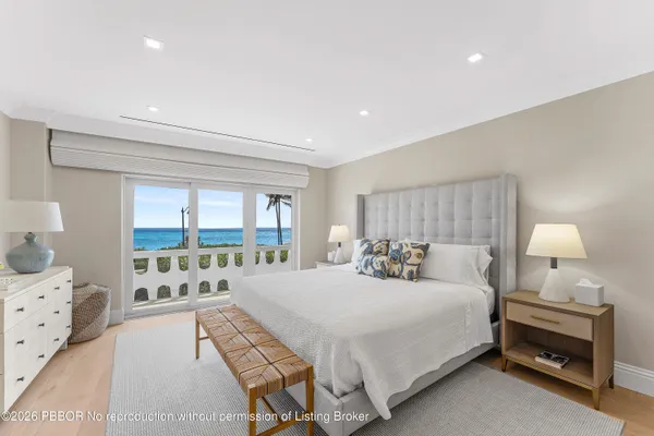 $8,590,000 | 300 South Ocean Boulevard, Unit 2D, Palm Beach, FL 33480