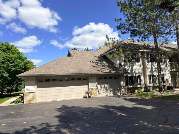 $264,000 | 9887 Morgan Oaks Drive, Unit 8A, Minocqua, WI 54548