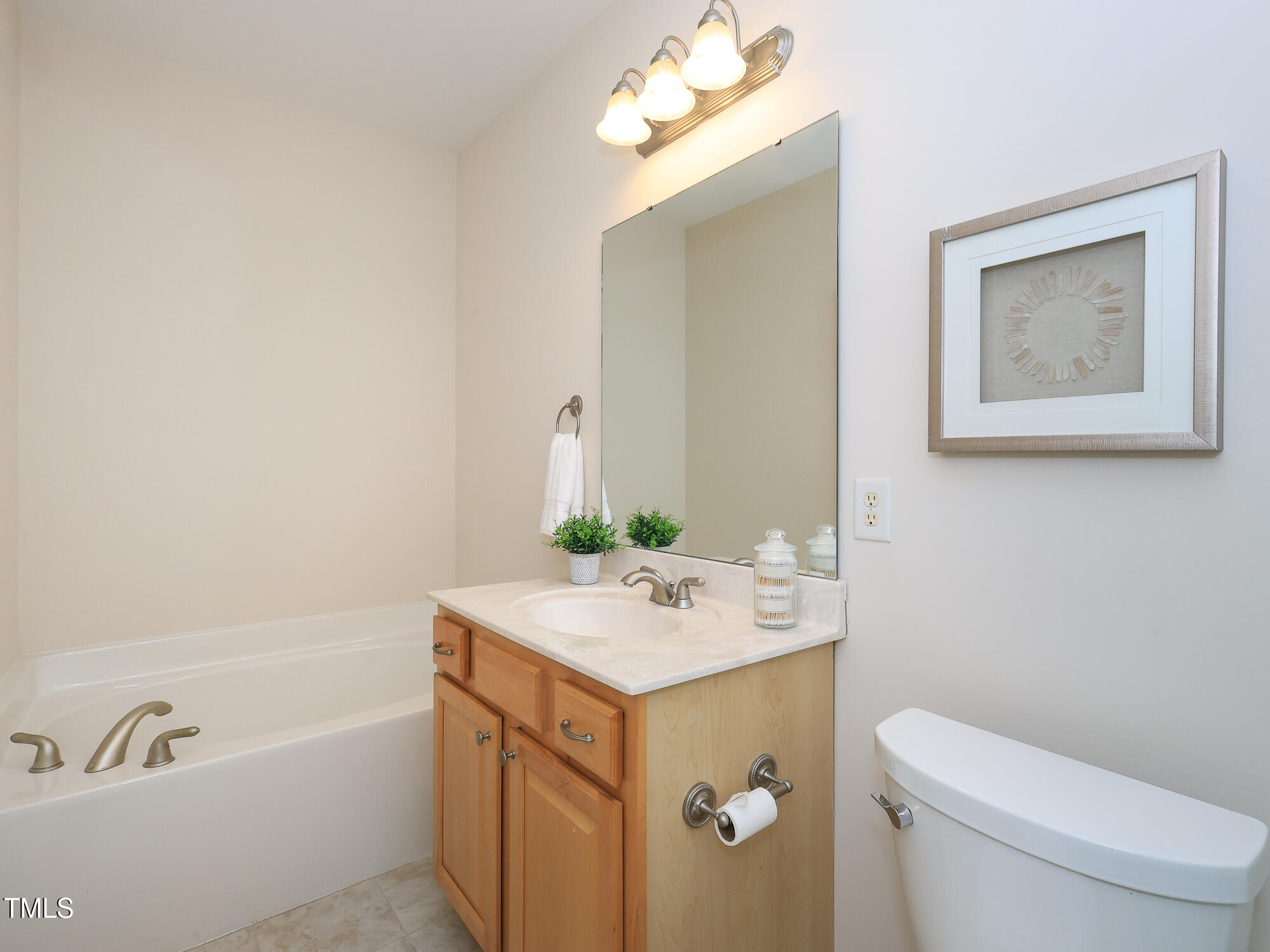 4701 Sandy Bay Circle Raleigh, NC 27603 - Photo 33 of 47 044_4701_Sandy_Bay_Cir_Full_Bath4