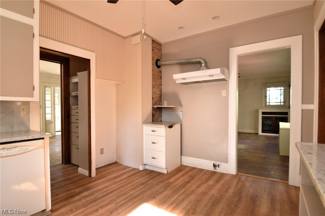 2227 Westminster Road Cleveland, OH 44118 - Photo 10 of 29 Gallery Image 10