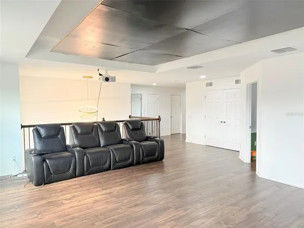 $3,800 | 11131 Sundrift Drive, Tampa, FL 33647