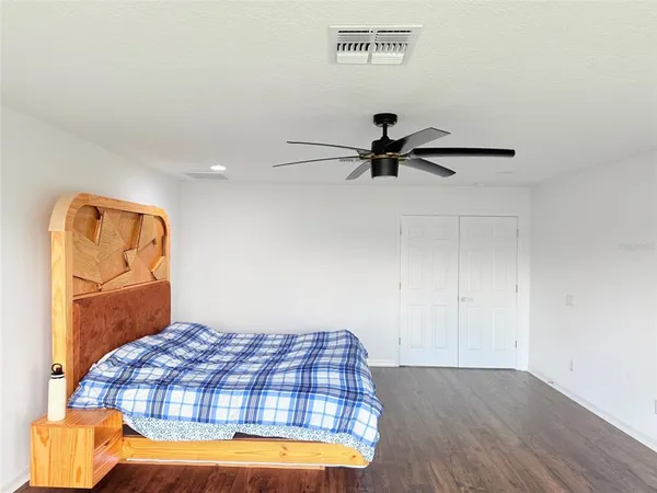$3,800 | 11131 Sundrift Drive, Tampa, FL 33647