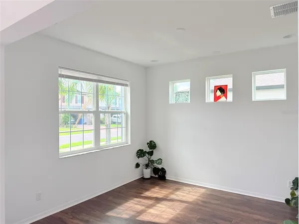 $3,800 | 11131 Sundrift Drive, Tampa, FL 33647