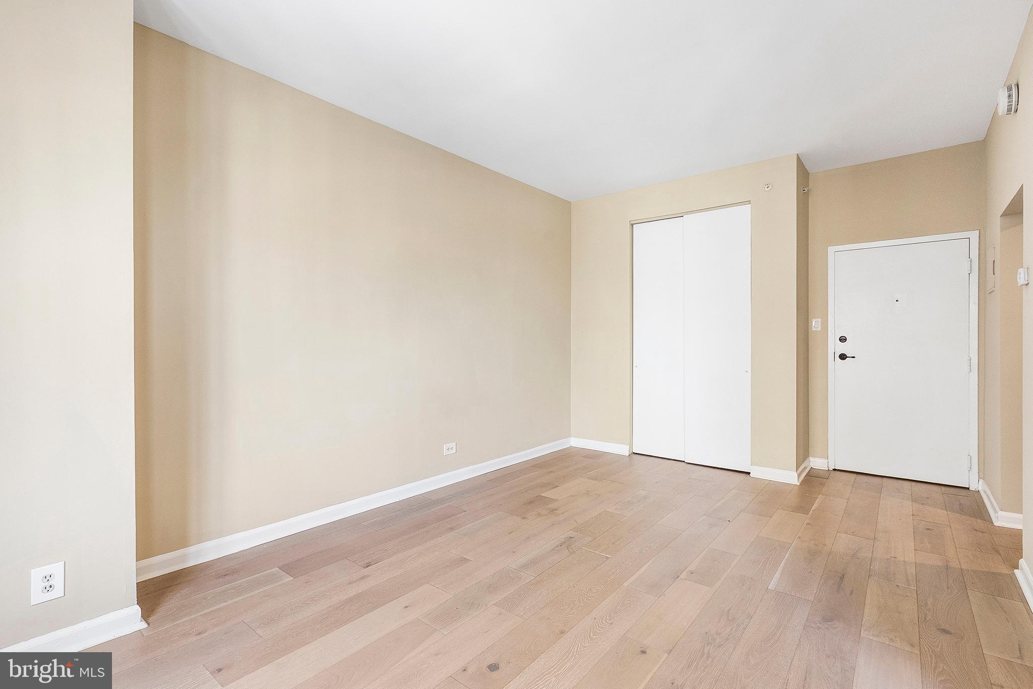 222 West Rittenhouse Square, Unit 704 Philadelphia, PA 19103 - Photo 2 of 30