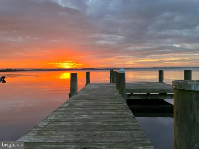 $785,000 | 1102 Burton Street, Woodbridge, VA 22191