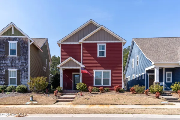 $415,000 | 239 Legacy Lakes Way, Aberdeen, NC 28315