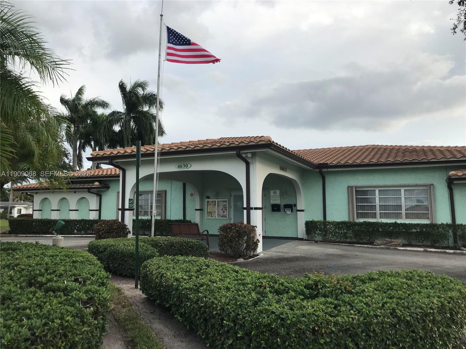 4635 Northwest 44th Street Tamarac, FL 33319 - Photo 20 of 24