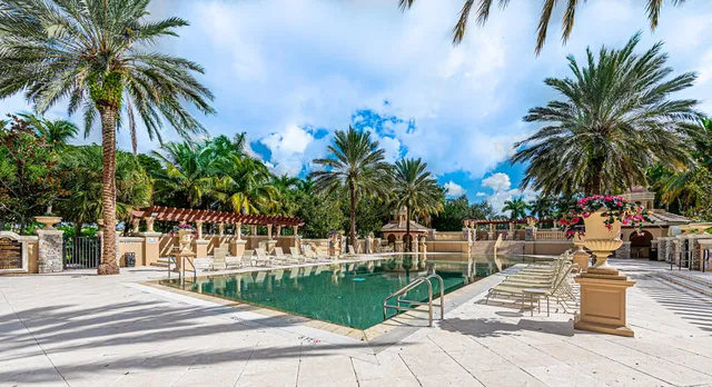 $9,800 | 10513 Versailles Boulevard, Wellington, FL 33449