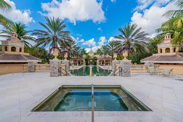 $9,800 | 10513 Versailles Boulevard, Wellington, FL 33449