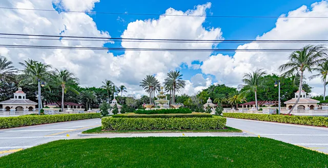 $9,800 | 10513 Versailles Boulevard, Wellington, FL 33449