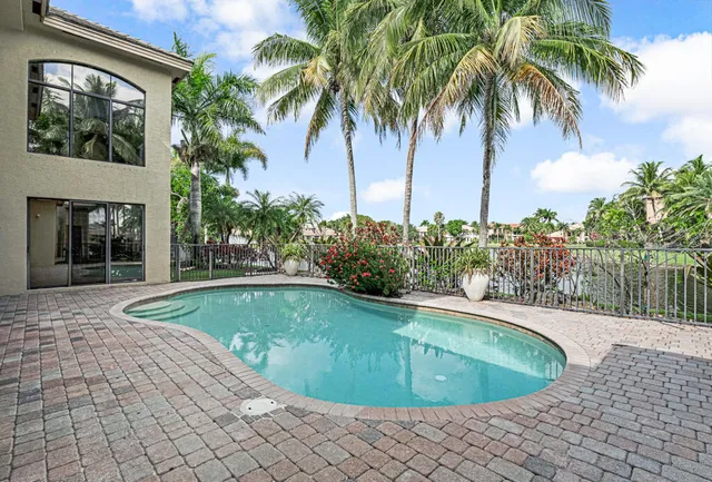 $9,800 | 10513 Versailles Boulevard, Wellington, FL 33449