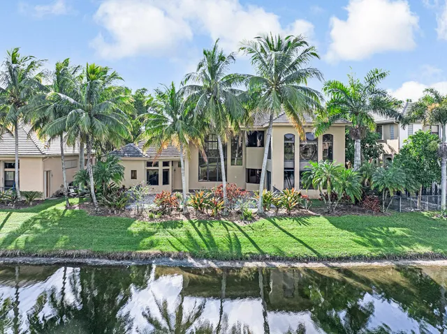 $9,800 | 10513 Versailles Boulevard, Wellington, FL 33449