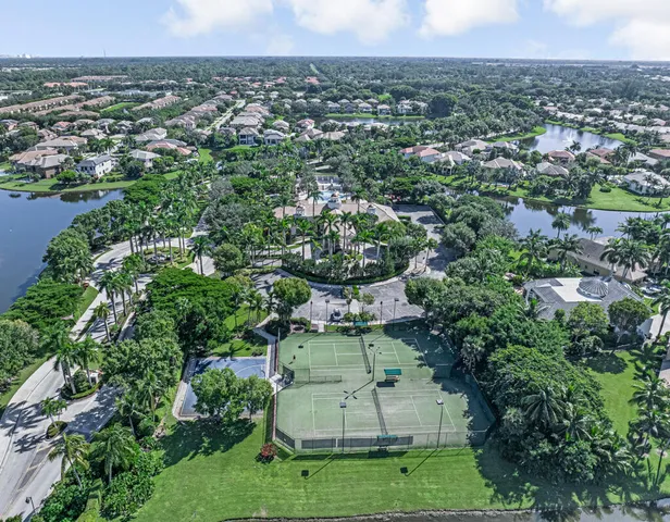 $9,800 | 10513 Versailles Boulevard, Wellington, FL 33449