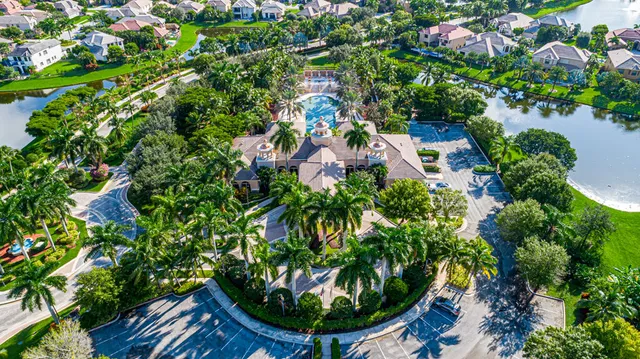 $9,800 | 10513 Versailles Boulevard, Wellington, FL 33449