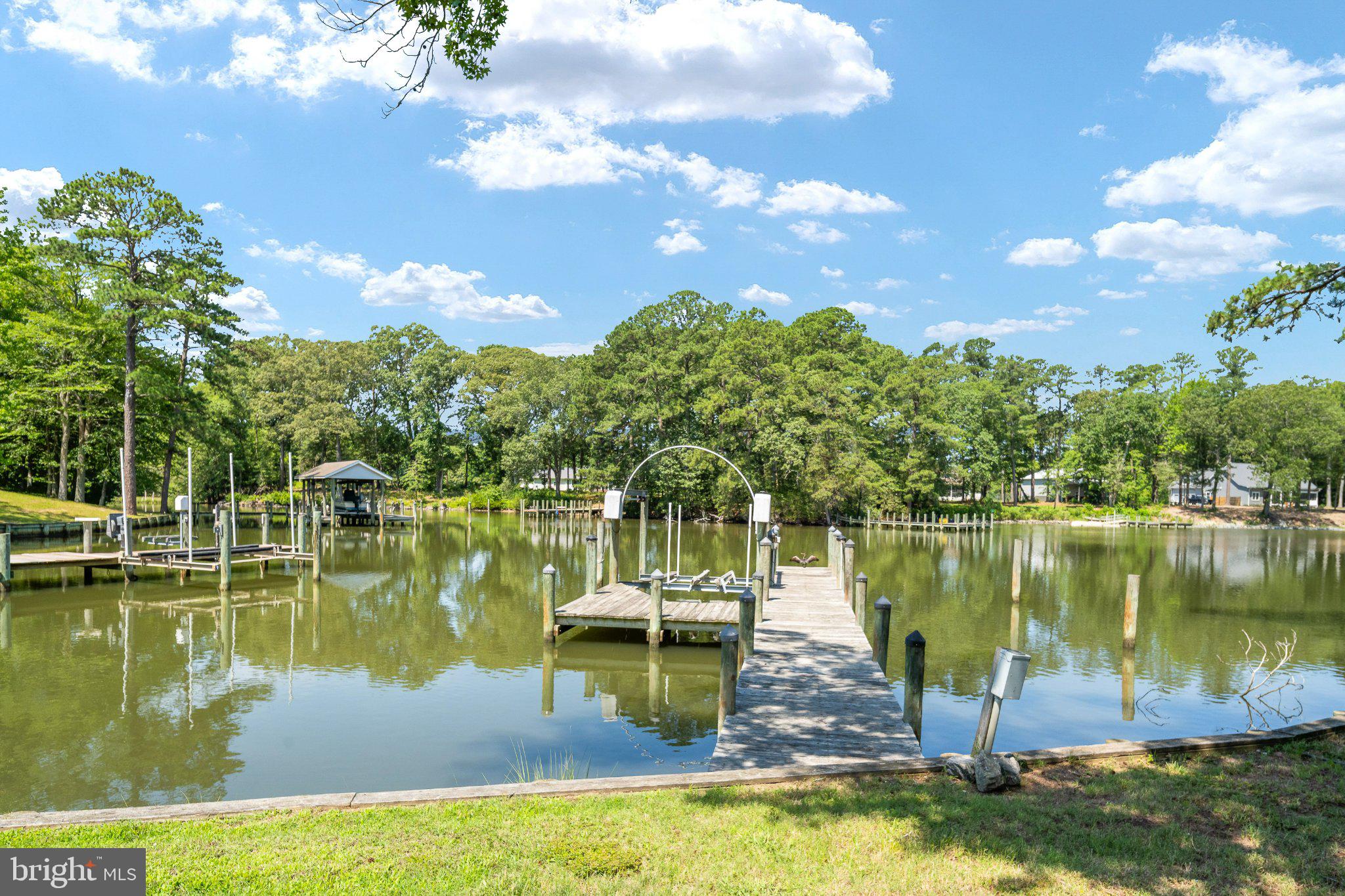 279 Harbor Drive Reedville, VA 22539 - Photo 77 of 97 Coffee views