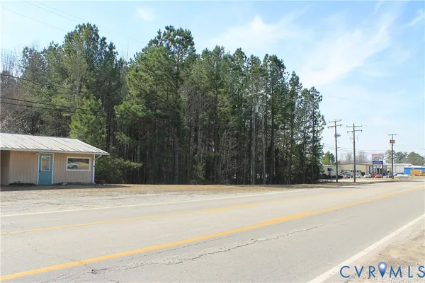 $630,000 | 1119 West Danville Street, South Hill, VA 23970