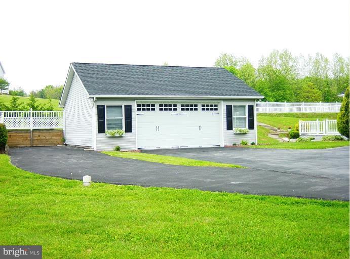 1020 Huntfield Road Westminster, MD 21157 - Photo 2 of 30 Detached Garage