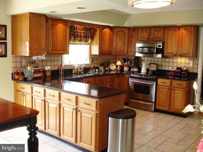 1020 Huntfield Road Westminster, MD 21157 - Photo 28 of 30 Kitchen