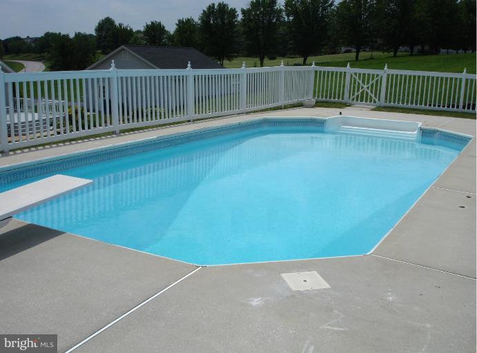 1020 Huntfield Road Westminster, MD 21157 - Photo 4 of 30 Swimming Pool
