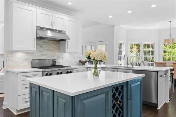 $1,795,000 | 3972 Wieuca Road Northeast, Atlanta, GA 30342