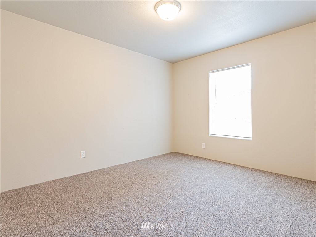 4547 Decatur Drive Ferndale, WA 98248 - Photo 12 of 30 an empty room with a window