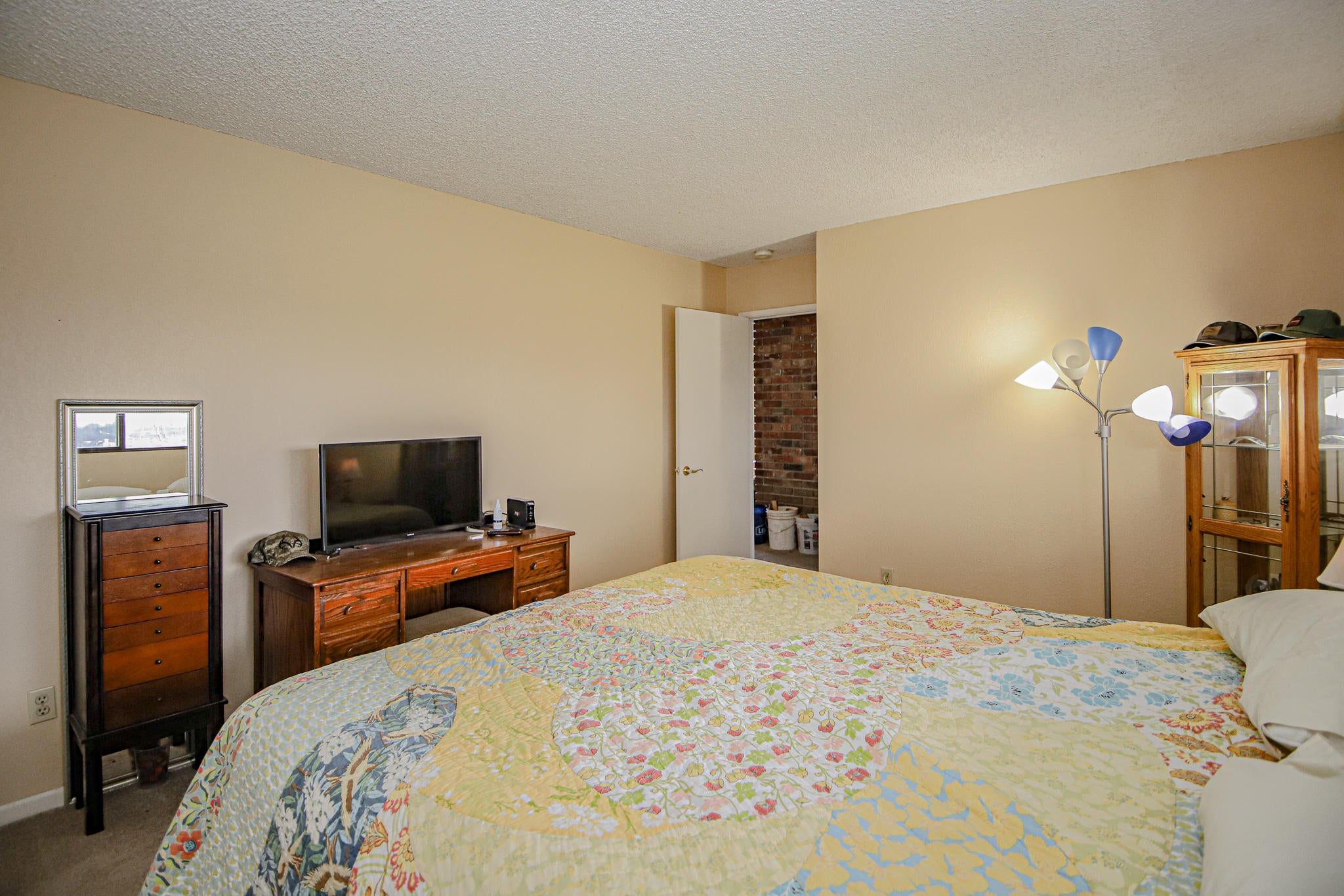 6577 Blackwell Road Central Point, OR 97502 - Photo 11 of 27 12 MLS