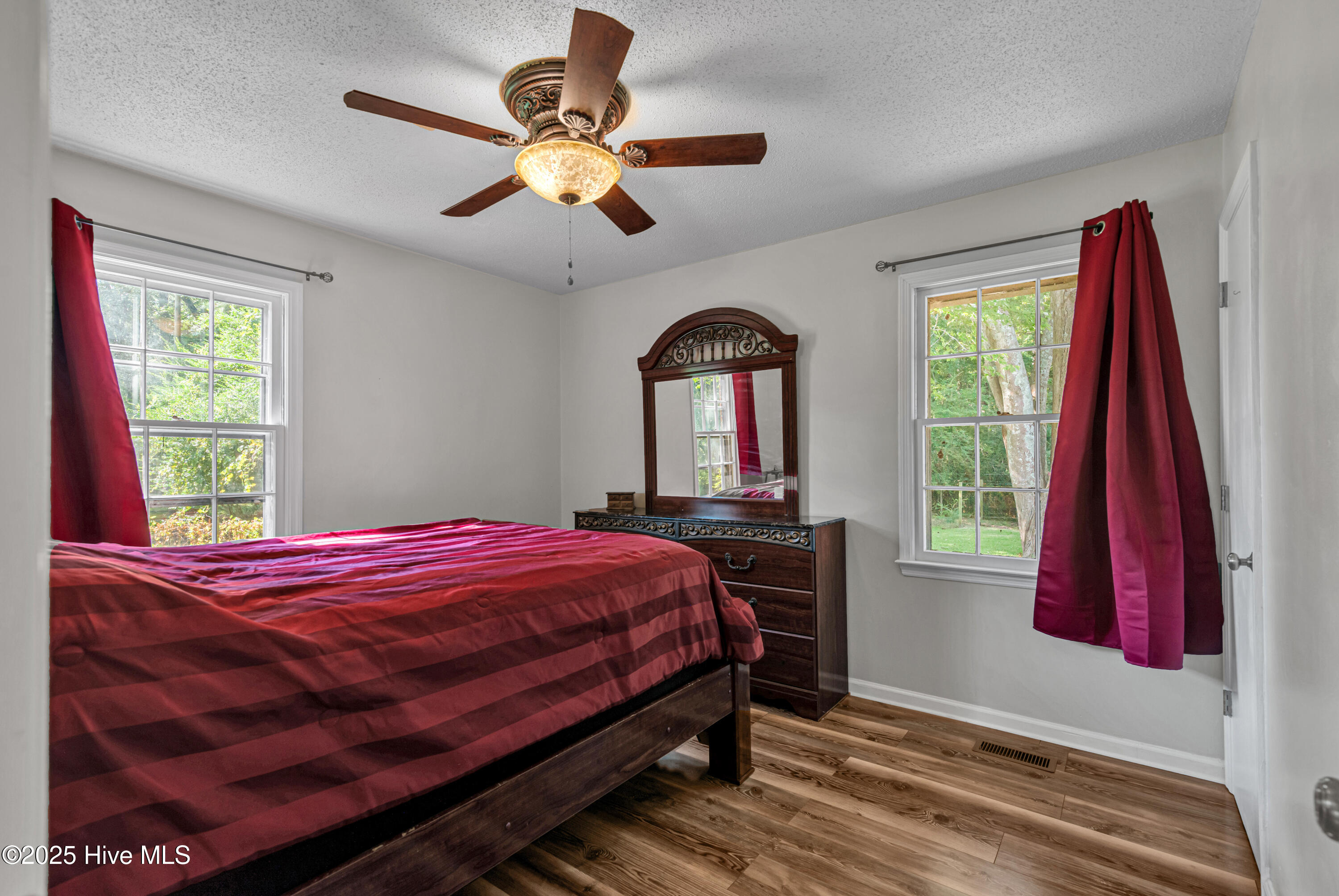 1556 Blue Creek Road Jacksonville, NC 28540 - Photo 12 of 33 DSC_3123