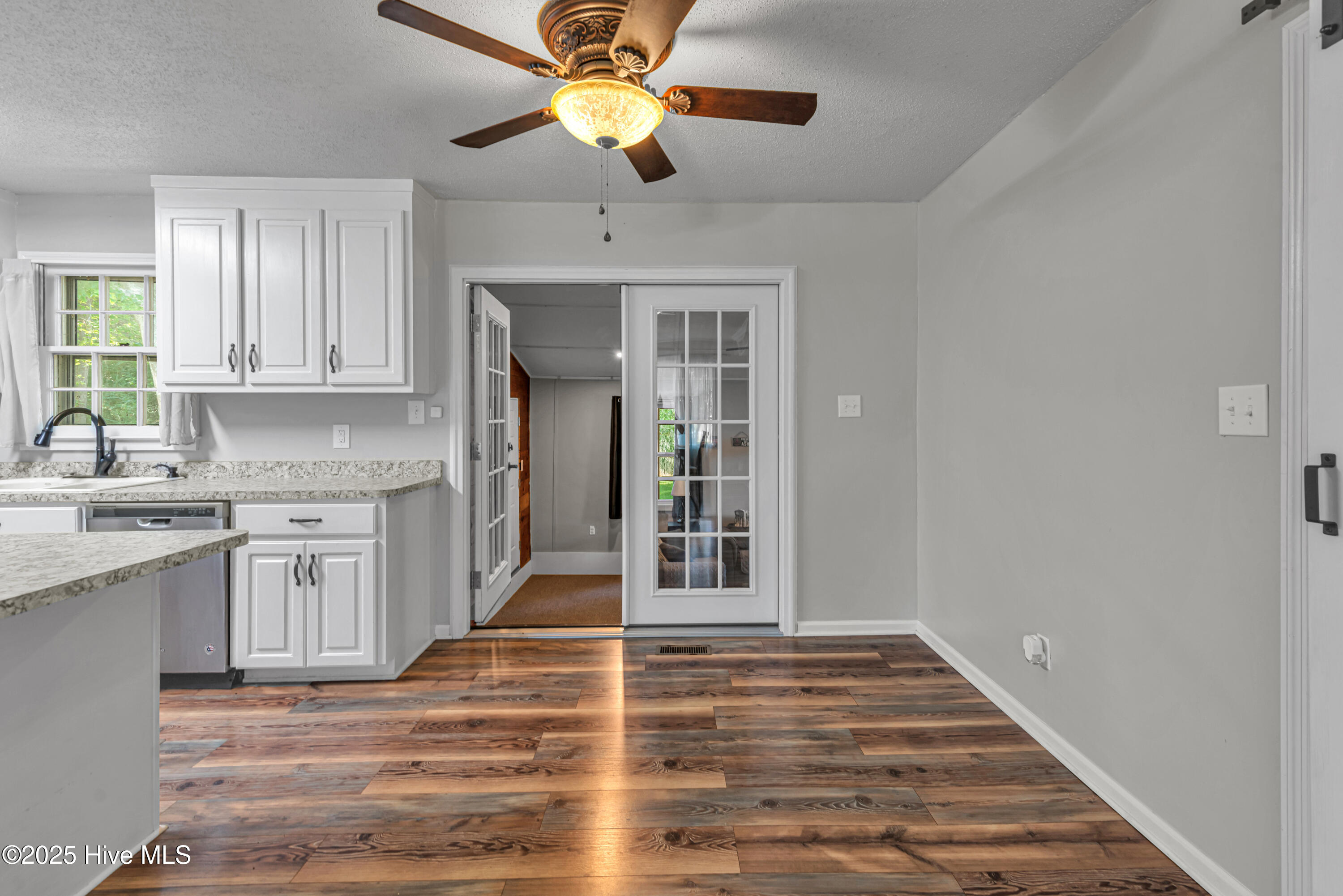 1556 Blue Creek Road Jacksonville, NC 28540 - Photo 26 of 33 DSC_3087